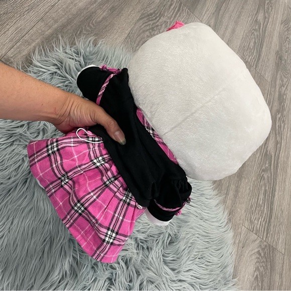 BUILD A BEAR|HELLO KITTY heart bow w/plaid Scotty dog outfit & skecher sneakers - Picture 11 of 15